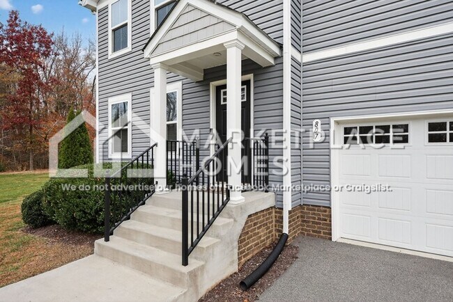 Foto del edificio - 807 Sun Vly Wy