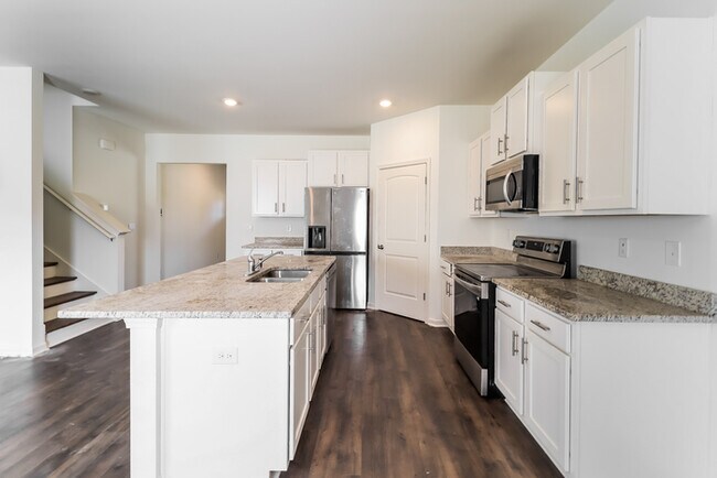 Building Photo - 5749 Timber Leaf Lp