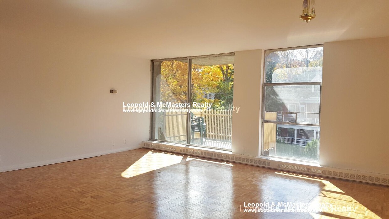 Foto principal - 520 Washington St