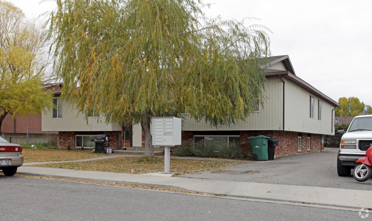 Foto del edificio - 130 W 300 S