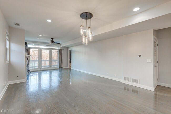 Building Photo - 4745 N Dover St