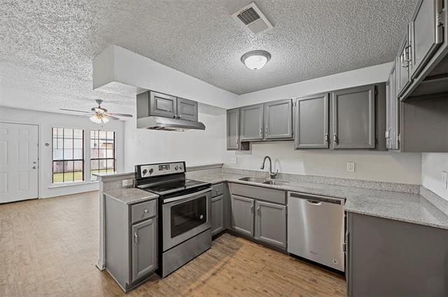 Building Photo - 4947 Miller Ave