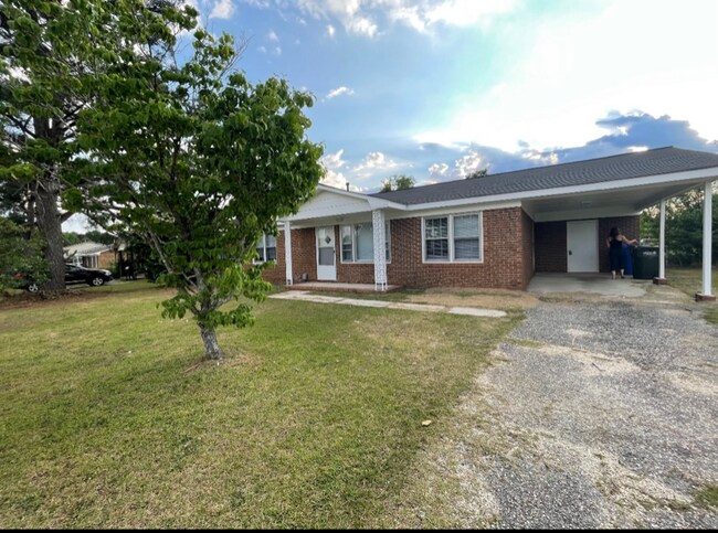 Building Photo - 139 Brocton Dr