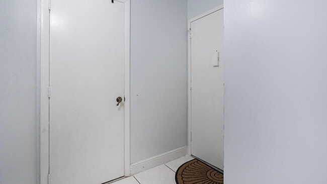 Foto del edificio - 4156 Inverrary Dr