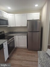 Building Photo - 505 Rand St