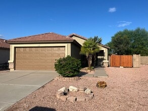 Building Photo - 14028 N 150th Ln