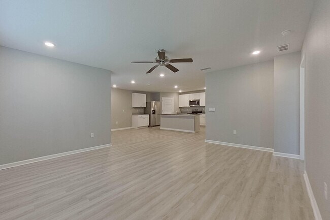 Foto del edificio - 128 Swallowtail Ln