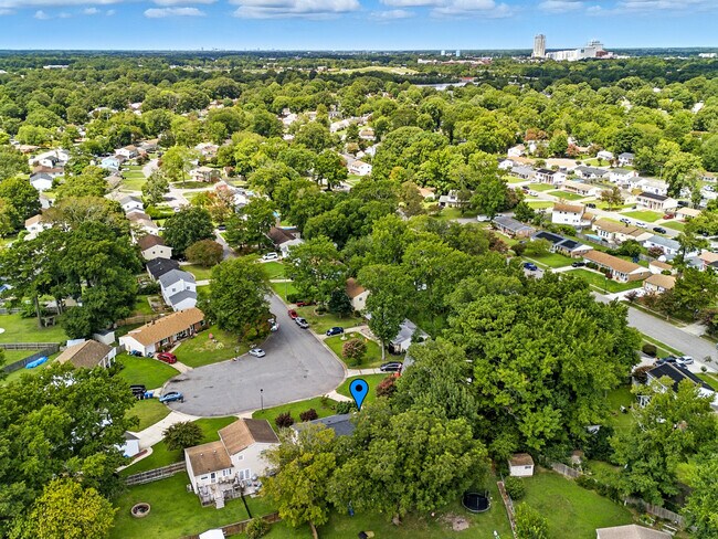 Foto del edificio - 3800 Liberty Ridge Rd