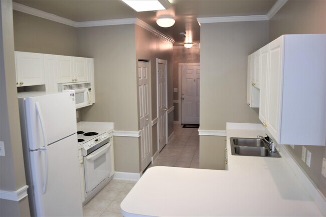 Foto del edificio - 9165 Meadow Vista Rd