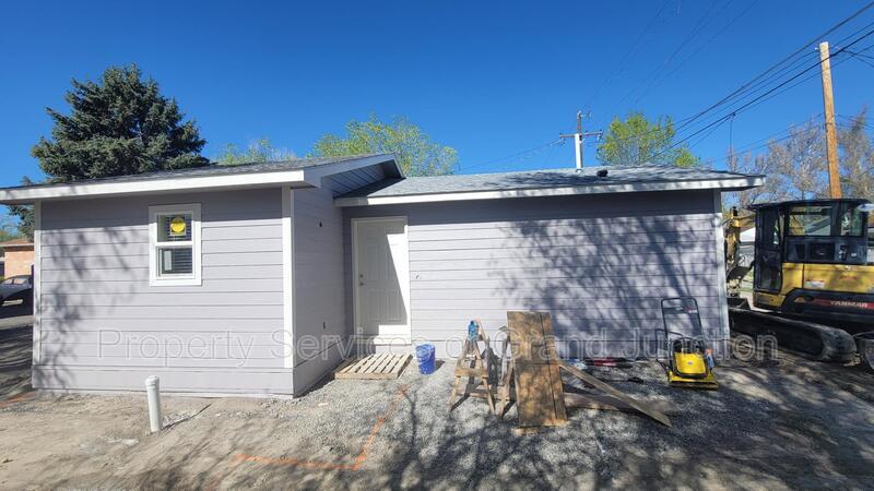 Primary Photo - 1346 Texas Ave
