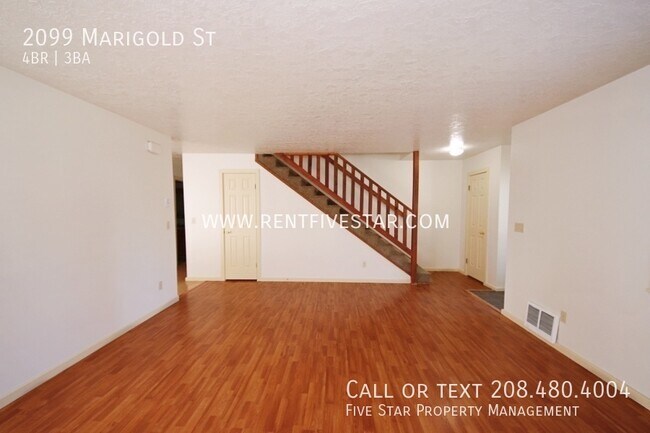 Foto del edificio - 2099 Marigold St
