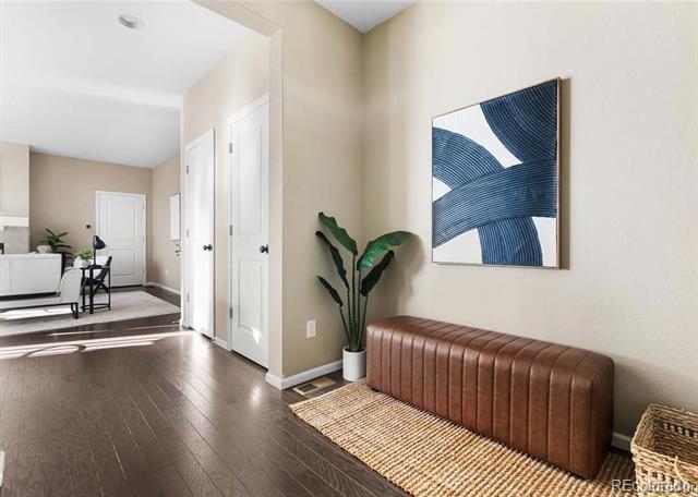 Foto del edificio - 5157 Clinton St