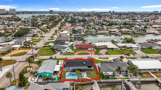 Building Photo - 7907 1st Ave S