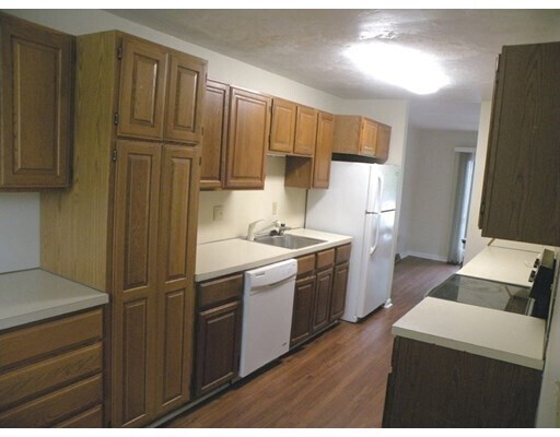 Primary Photo - 607 Chapman St
