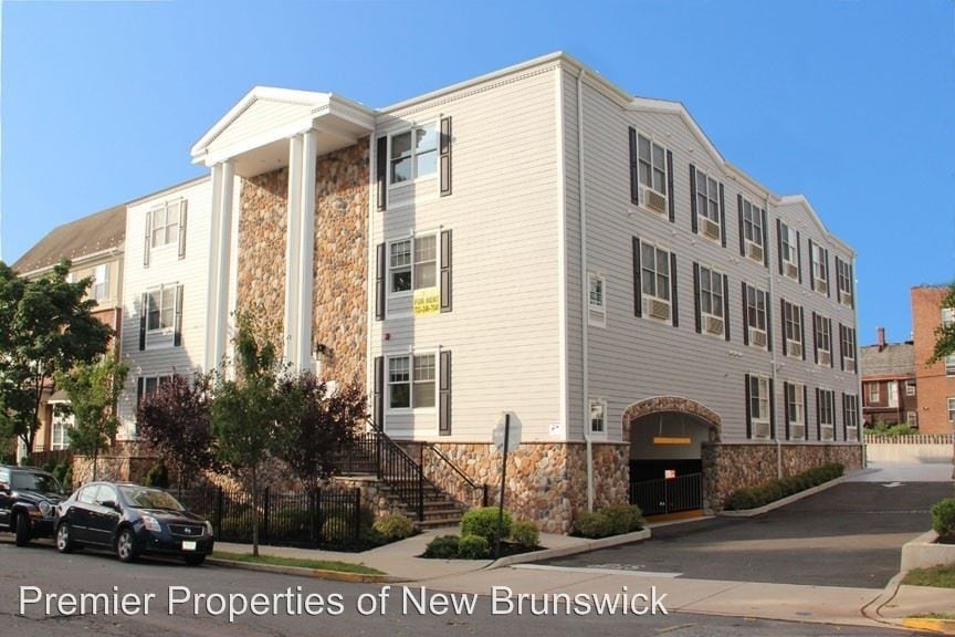 Primary Photo - Studio, 1 bath Apartment - 32 Union Street