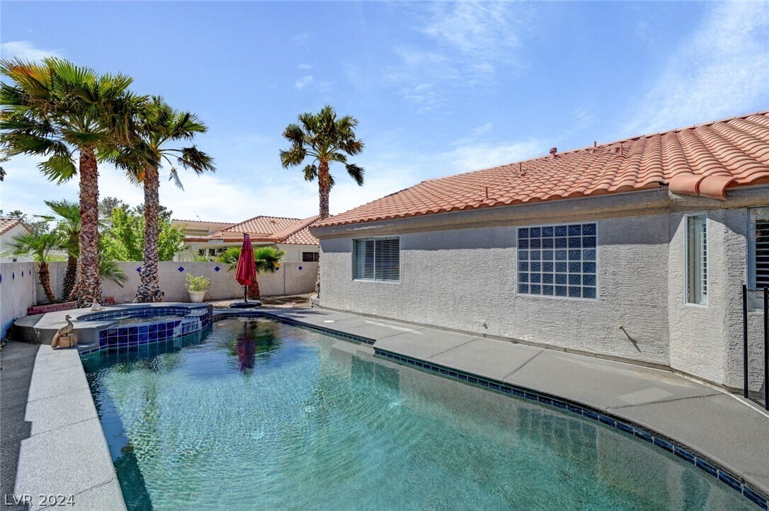 Foto principal - 4020 Forest Knoll Ln