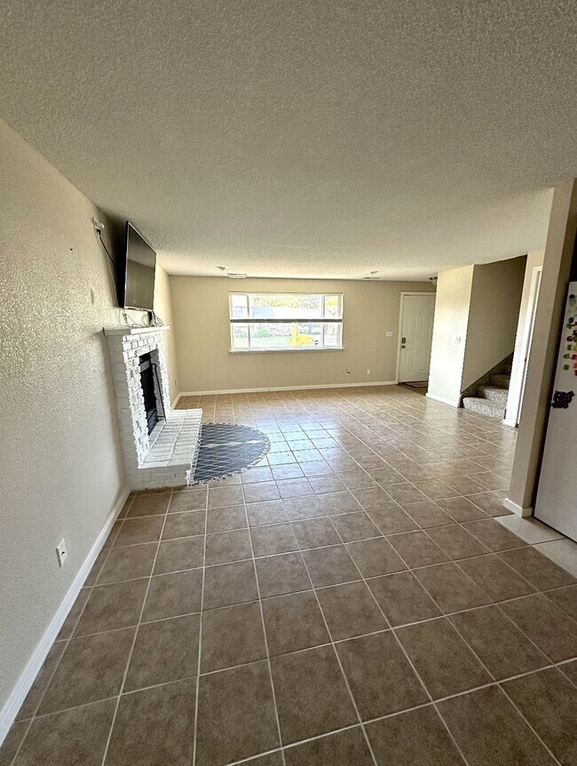 Building Photo - Single Family House in Kennewick!