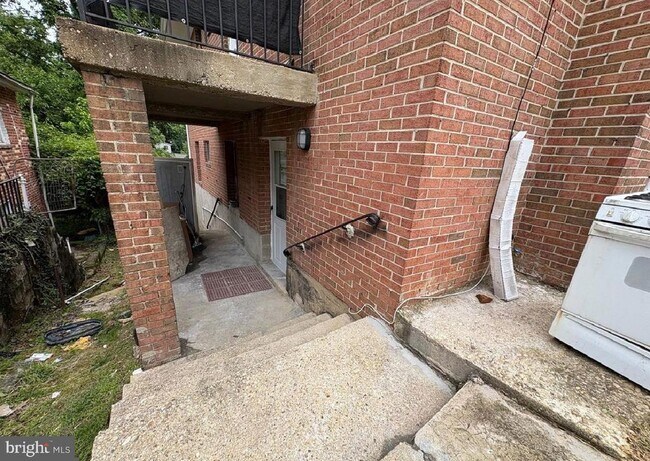 Foto del edificio - 4706 Deanwood Dr