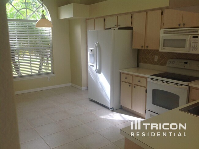 Foto del edificio - 13445 Beechberry Dr