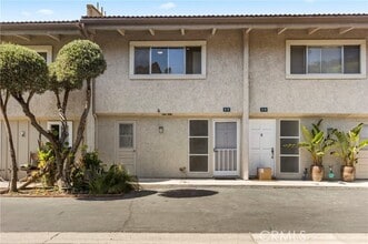 Building Photo - 23821 Hillhurst Dr