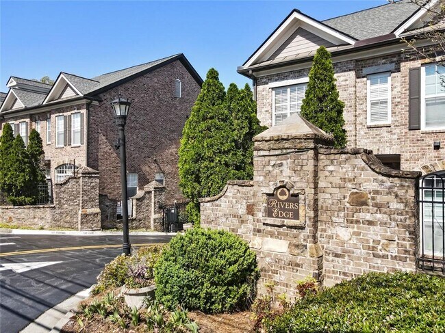 Building Photo - 2663 Rivers Edge Dr NE