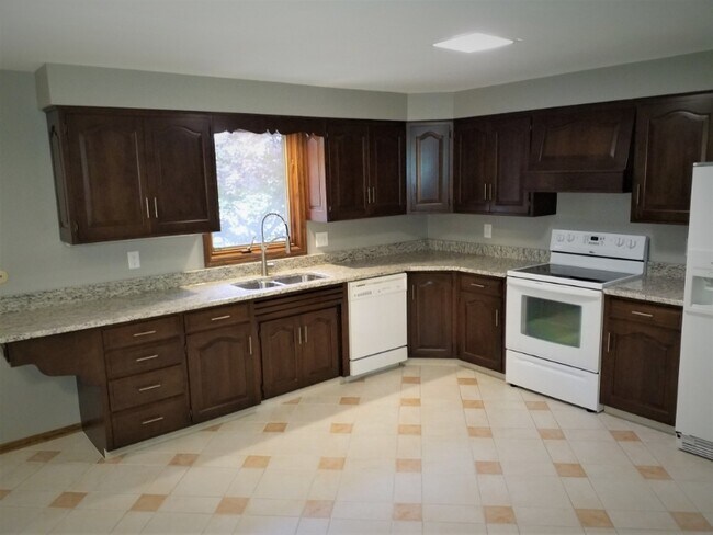 Foto del edificio - 2131 Mohler Dr NW