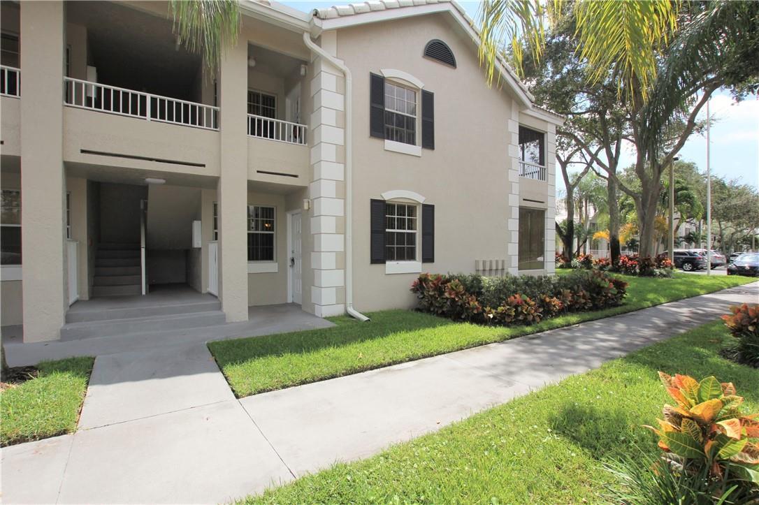 2831 N Oakland Forest Dr, Oakland Park, FL 33309 Condo for Rent in