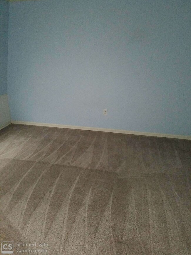 Building Photo - Coming soon May 2024!  2 bedroom condo in ...