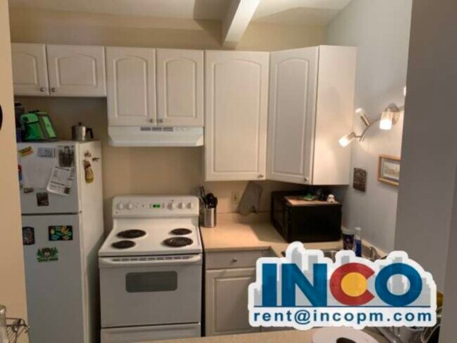 Foto del edificio - 6089 S Sterne Pkwy