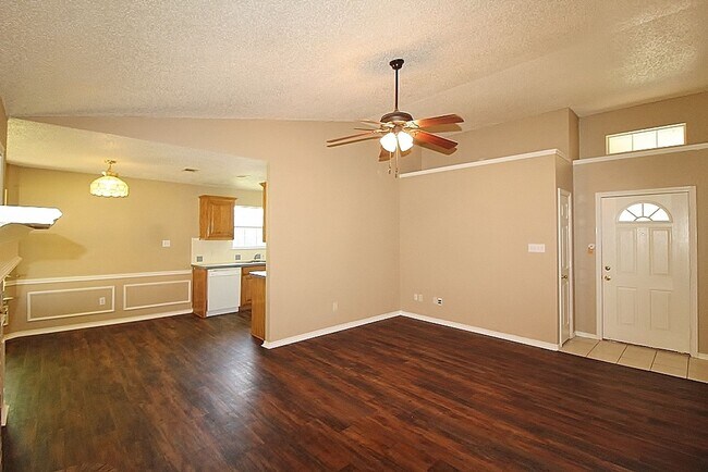 Foto del edificio - Charming 3/2/2 in Midlothian ISD For Lease!