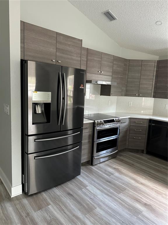 Building Photo - 3405 Maple Hammock Dr