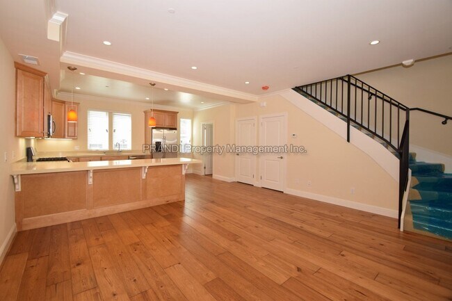 Foto del edificio - "Chic 2-Bed Condo Retreat with 2.5 Baths i...