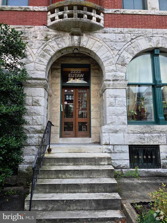 Building Photo - 2222 Eutaw Pl