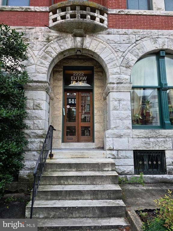 Primary Photo - 2222 Eutaw Pl