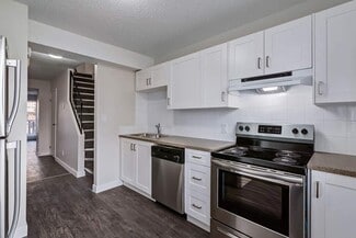 Interior Photo - Sunridge Village