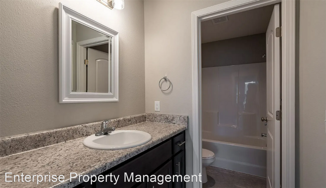 Foto del edificio - 3 br, 2 bath House - 1336 S Normandy Ave