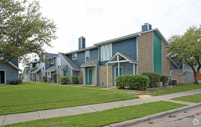 Foto del edificio - Parkside Townhomes