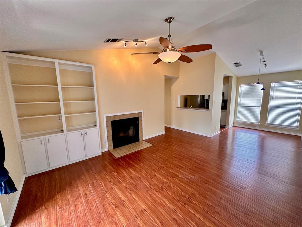 Primary Photo - 2905 Swisher St