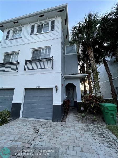 Foto del edificio - 3508 NW 14th Ct