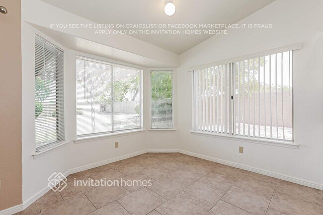 Foto del edificio - 5316 E Forge Ave