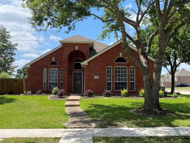 Photo - 220 Peach Tree Dr House
