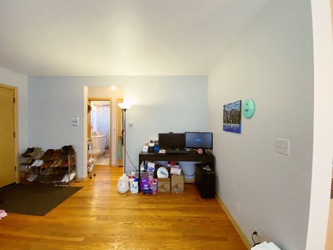 Foto del edificio - 4114 N Kedvale Ave