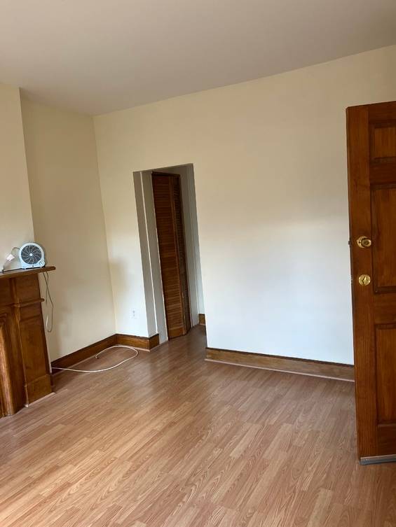 Foto del edificio - 824 Putnam Ave