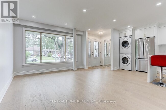 Building Photo - 40 Sherwood Forest Dr