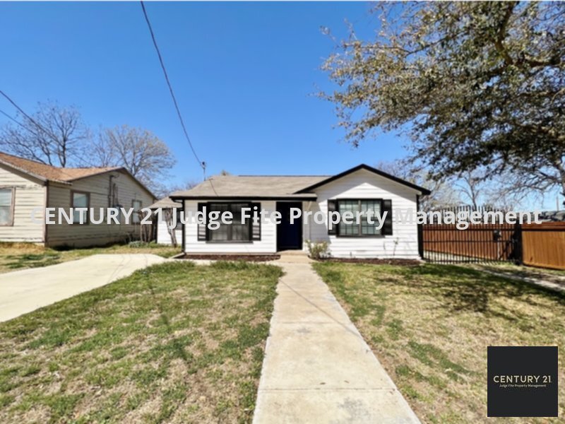 Foto principal - Remodeled 3/1 in Downtown Weatherford For ...