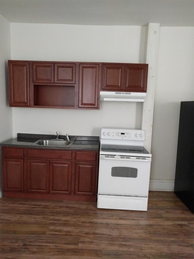 1206 W Rockland St Unit 3, Philadelphia, PA 19141 Apartment for Rent