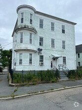Building Photo - 49 Division St