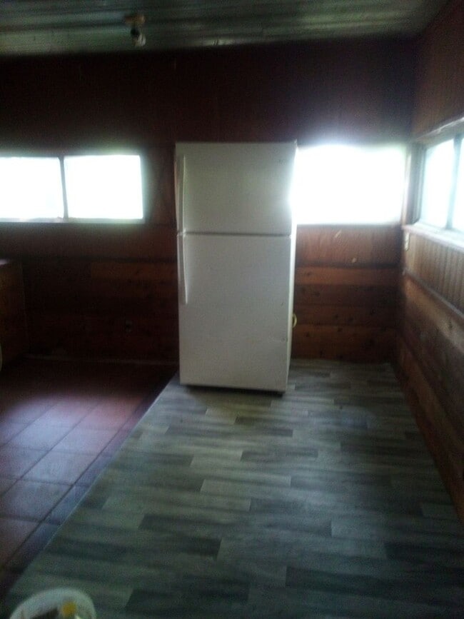 Building Photo - Tonya Choate  501 388-8794