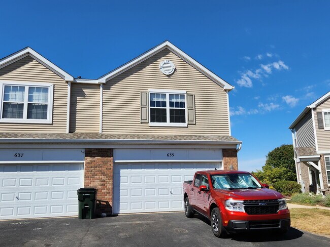 Foto del edificio - 635 Springbrook Trail N