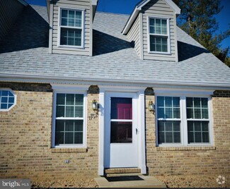 Building Photo - 1162 Hisey Ave